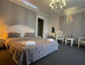 كيويسكي نوتشي - كييف