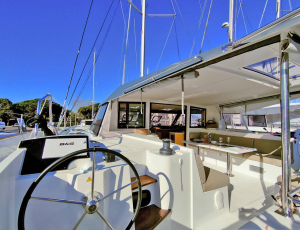 יאכטת מפרש ג'רונימו | נאוטיטק 40 פתוח