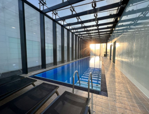 Naked Addiction - Roterende & Stotende Vibrerende Dildo met Afst. 19 cm