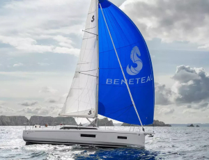 Beneteau Oceanis 37.1 | Uraz
