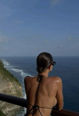 Escort model Adriana in Monaco City