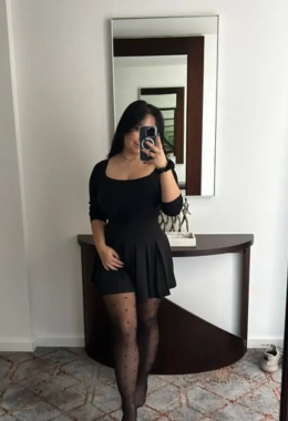 Escort model Wilmaa in Auvergne