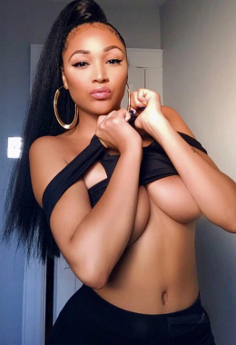 Escort model Cylis puta in Dubai